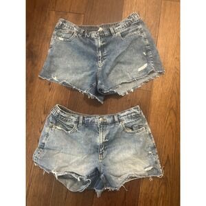 Aerie Women Light Wash Distressed Denim Shorts Elastic Waist Cut Off Size Large